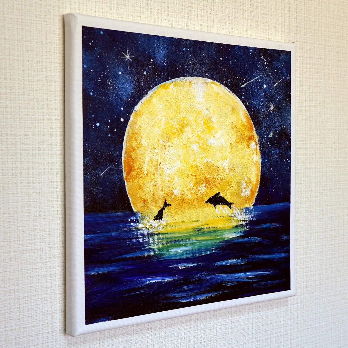 Full moon and dolphins - 10×10